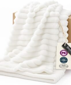 Cozy White Fleece Throw Blanket for Sofa Decor