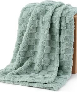 Sage Green Checkered Fleece Throw Blanket